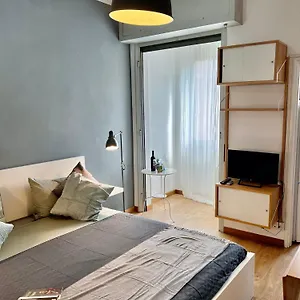  Appartement Cozy 3 Km Away From Duomo